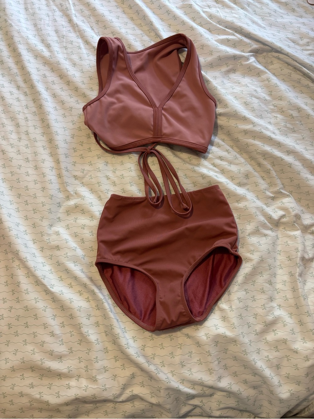 Kids Two-Piece High-Waist Set in Dusty Rose Five Dancewear